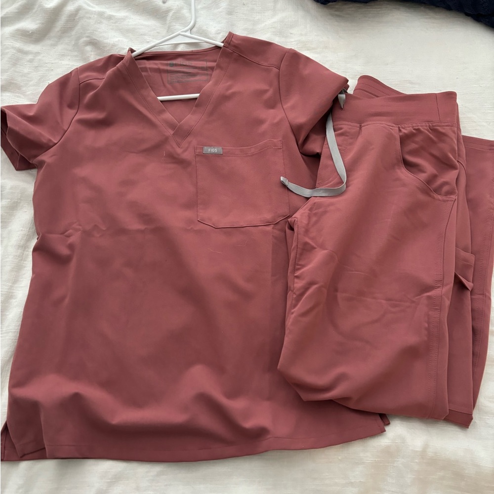 figs mauve set XS